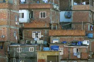 SLUM PAVÃO PAVÃOZINHO