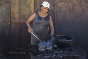 POPULAR ART - CERAMICS