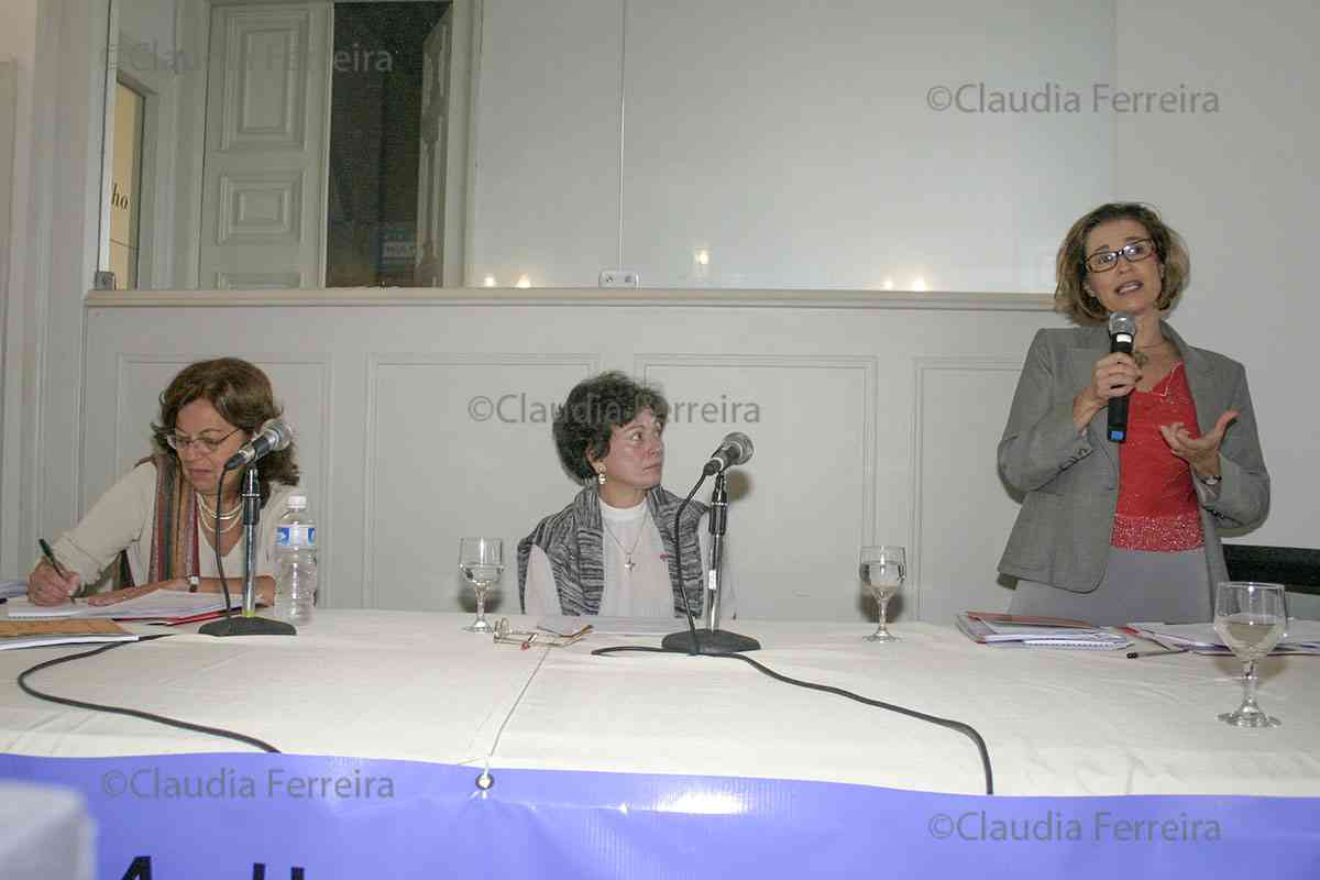 MEETING OF THE NATIONAL COUNCIL ON WOMEN'S RIGHTS