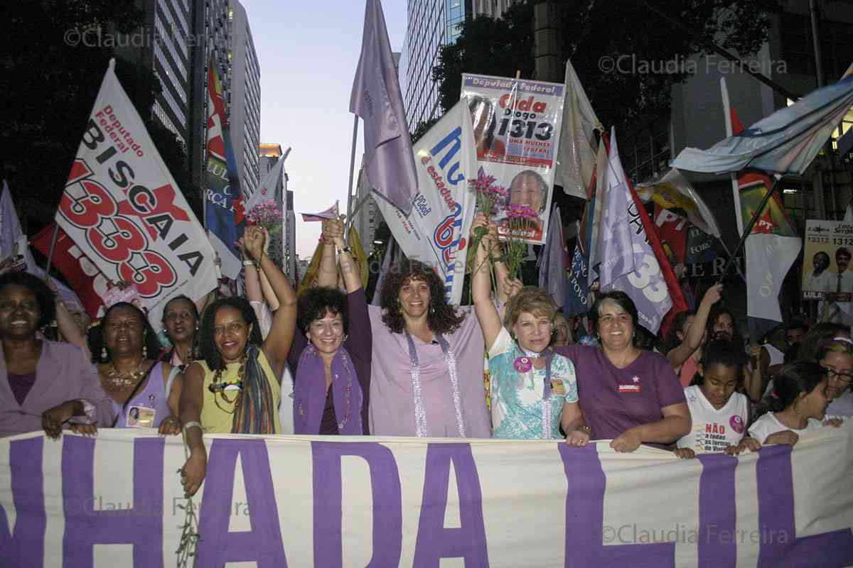 LULA PRESIDENTIAL CAMPAIGN - PURPLE DAY LULA PRESIDENTIAL CAMPAIGN - PURPLE DAY