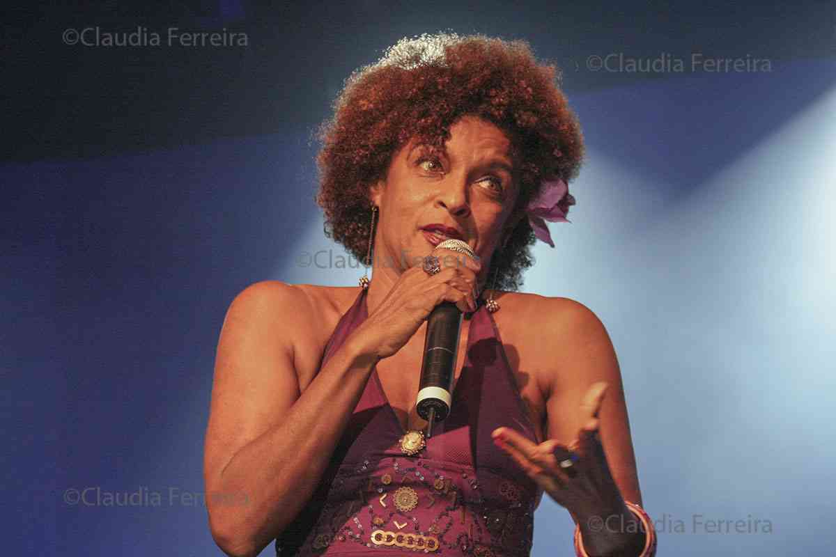 SHOW POR UMA VIDA SEM VIOLÊNCIA SHOW POR UMA VIDA SEM VIOLÊNCIA