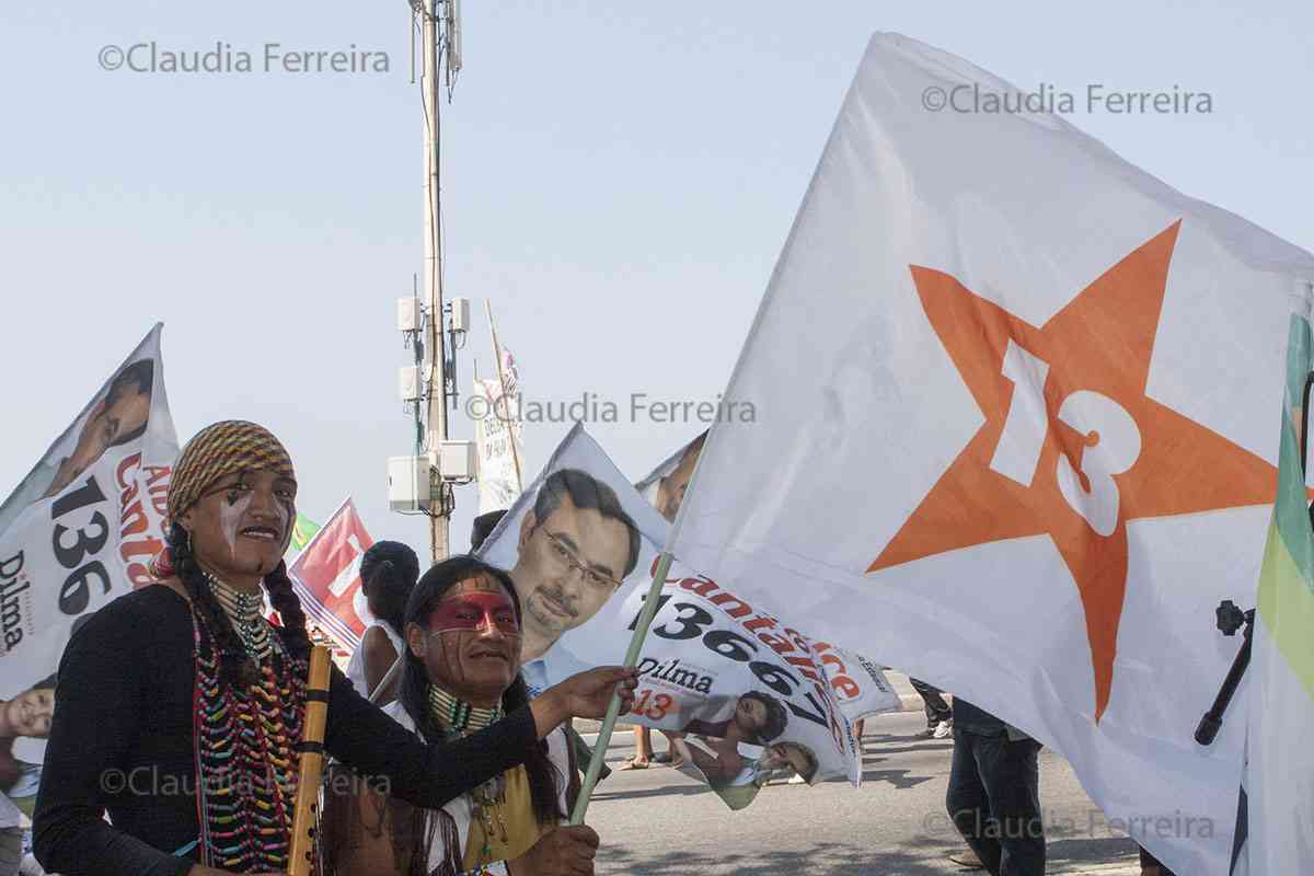 PRESIDENTIAL  CAMPAIGN WALK IN SUPPORT OF DILMA ROUSSEFF