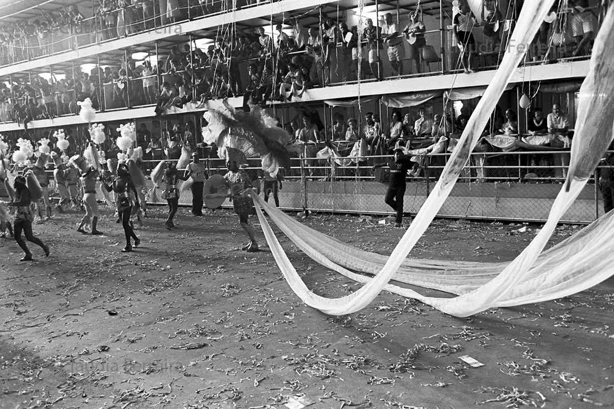 Parade of Recreative Society Samba School União da Ilha do Governador