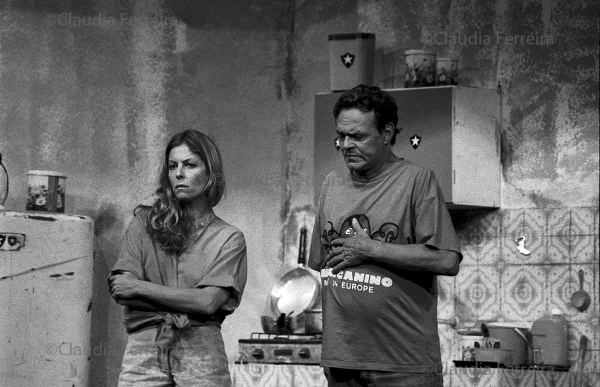 UM EDIFÍCIO CHAMADO 200