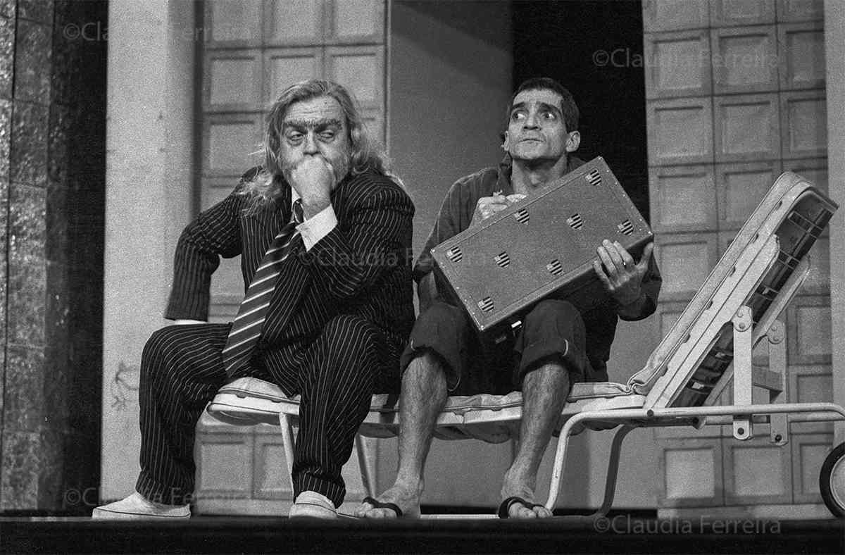 BRASILEIRAS E BRASILEIROS