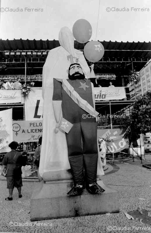 Campanha Eleitoral do candidato à presidência Lula   