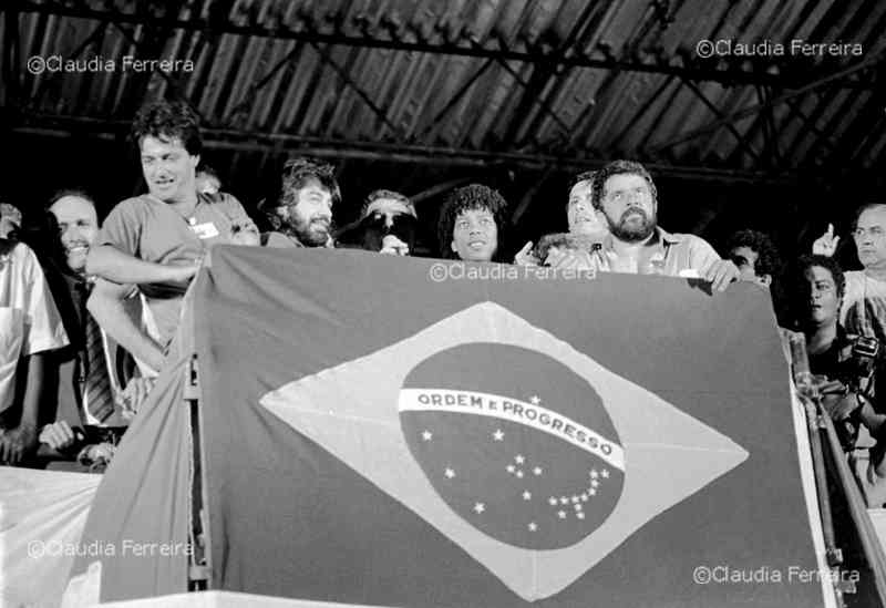 Campanha Eleitoral do candidato à presidência Lula   