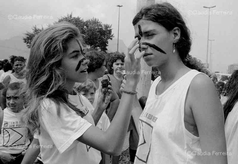 Demonstration of students and their families against the lack of teachers in schools